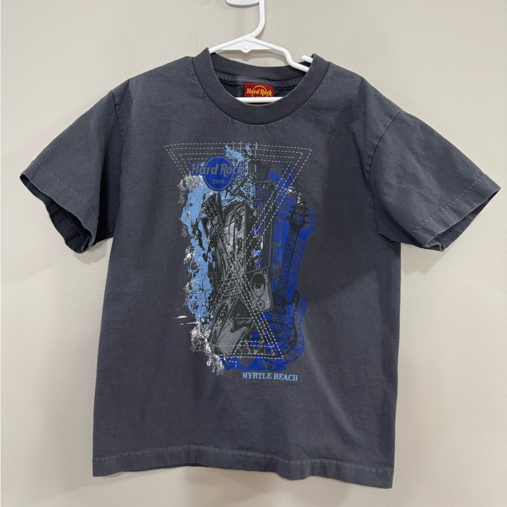 Boys Hard Rock Cafe Myrtle Beach Gray Graphic T-Shirt. Size Small